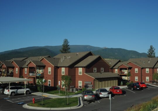 Lolo Vista Apartments